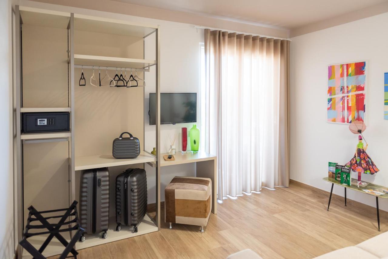 Vemaga Luxury Stay - Pompei City Center Kültér fotó